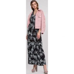 Czarna Sukienka Put At Ease. Czarne sukienki damskie other, xl, bez wzorów, bez kołnierzyka, bez rękawów, maxi. Za 79,99 zł.