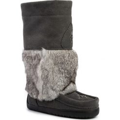 Śniegowce MANITOBAH - Wp Snowy Owl Mukluk Suede 6010537 Charcoal/Anthracite. Szare kozaki damskie Manitobah, ze skóry, bez obcasa, bez zapięcia. W wyprzedaży za 819,00 zł.