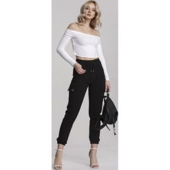 Czarne Spodnie Cargo Halive. Czarne spodnie damskie Renee, s, z dresówki, sportowe. Za 59,99 zł.