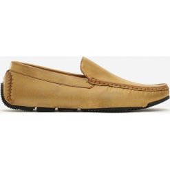 Camelowe Mokasyny Iwan. Brązowe buty wizytowe męskie Born2be, w jednolite wzory, ze skóry, eleganckie. Za 109,99 zł.