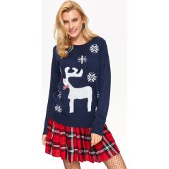 ŚWIĄTECZNY SWETER DAMSKI. Niebieskie swetry klasyczne damskie marki TROLL, na zimę, l, z nadrukiem, z jeansu, wizytowe. W wyprzedaży za 39,99 zł.