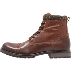 Buty zimowe męskie: Jack & Jones JFWMARLY Botki sznurowane cognac
