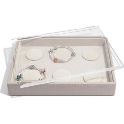 Pudełko na bransoletki charms z pokrywką classic Stackers taupe. Bransoletki damskie Stackers, ze skóry ekologicznej. Za 150,00 zł.