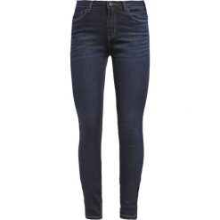 Kaffe BETTY PERFECT Jeansy Slim Fit denim dark ocean. Niebieskie rurki damskie Kaffe, z elastanu. Za 249,00 zł.