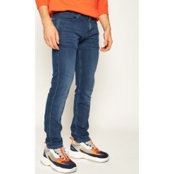 Jeansy Slim Fit Hugo 708 50426212. Niebieskie jeansy męskie HUGO, m, bez wzorów. W wyprzedaży za 549,00 zł.