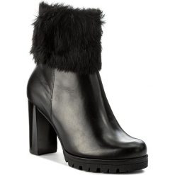 Botki HÖGL - 4-117820 Schwarz 0100. Czarne buty zimowe damskie marki HÖGL, ze skóry, na obcasie. W wyprzedaży za 449,00 zł.