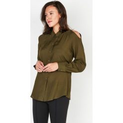 Koszula w kolorze khaki. Brązowe koszule damskie z wiskozy. W wyprzedaży za 129,95 zł.