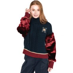 Tommy Hilfiger Sweter Niebieski Czerwony. Czerwone bluzy damskie TOMMY HILFIGER, xs, z aplikacjami, z bawełny, bez rękawów, bez kaptura. Za 998,95 zł.