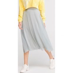 Spódnica midi - Jasny szary. Szare spódniczki damskie Reserved, bez wzorów, midi. Za 79,99 zł.
