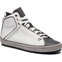 Sneakersy GUESS - FMMID4 LEA12 WHITE. Szare sneakersy męskie Guess, na co dzień, z aplikacjami, ze skóry ekologicznej, eleganckie, bez zapięcia. W wyprzedaży za 359,00 zł.