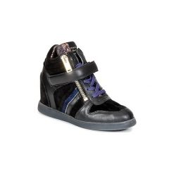 Buty Serafini LEXINGTON. Czarne trampki i tenisówki damskie Serafini, bez wzorów, bez zapięcia. Za 589,50 zł.