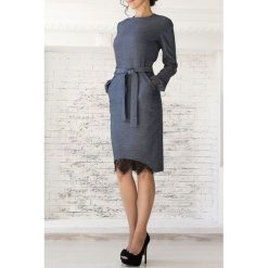 Sukienka LAZIRA GREY. Szare sukienki damskie Sukienka LAZIRA GREY, s, bez wzorów, eleganckie, bez kołnierzyka, bez rękawów, długie. W wyprzedaży za 79,00 zł.