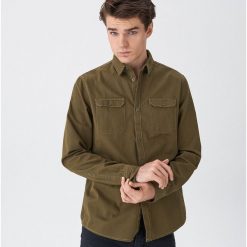 Koszula z kontrastowymi szwami - Khaki. Brązowe koszule męskie House, s, bez wzorów, z kontrastowym kołnierzykiem, bez rękawów. Za 89,99 zł.