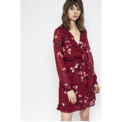 Vero Moda - Sukienka Hallie. Szare długie sukienki Vero Moda, na co dzień, l, z poliesteru, casualowe, z długim rękawem. W wyprzedaży za 119,90 zł.
