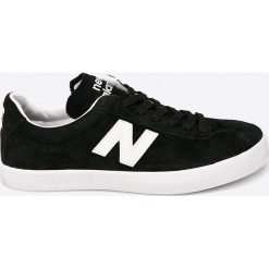 New Balance - Buty. Czarne halówki męskie marki New Balance, z gumy. W wyprzedaży za 179,90 zł.