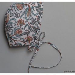 Czapeczka bonnetka paisley. Szare czapeczki niemowlęce marki Pakamera, paisley, z bawełny. Za 79,00 zł.