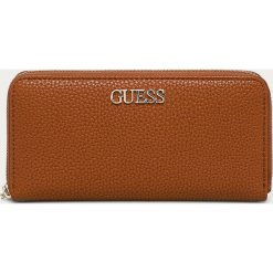 Guess Jeans - Portfel SWVG74.55460. Żółte portfele damskie Guess Jeans, z aplikacjami, z jeansu. W wyprzedaży za 179,90 zł.