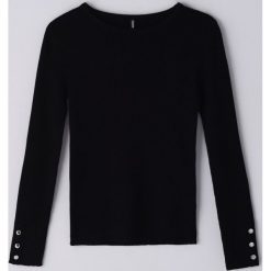Prążkowany sweter z guzikami -. Swetry damskie Cropp, s, bez wzorów, prążkowane, bez rękawów, bez kaptura. Za 59,99 zł.