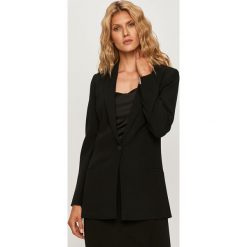 Armani Exchange - Żakiet. Czarne kamizelki damskie Armani Exchange, bez wzorów, z poliesteru, klasyczne, bez kaptura. Za 999,90 zł.