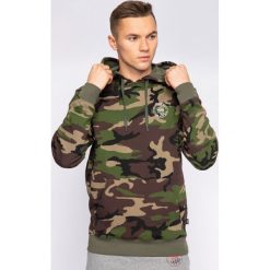 Bluza Vans Old Skool Circle VN0A49STCMA1. Zielone bluzy męskie Vans, m, bez wzorów, z bawełny, bez kołnierzyka, bez rękawów, bez kaptura. W wyprzedaży za 189,00 zł.