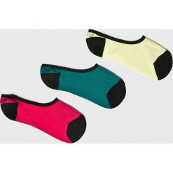 Vans - Skarpety (3-pack). Skarpetki męskie Vans, bez wzorów, z elastanu. W wyprzedaży za 34,90 zł.