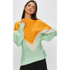 Trendyol - Sweter. Swetry damskie Trendyol. W wyprzedaży za 49,90 zł.