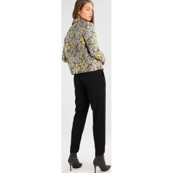 Kurtki damskie: Selected Femme SFMILENA SHORT JACKET Kurtka wiosenna black
