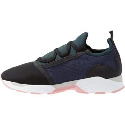 Samsøe & Samsøe MELUA Sneakersy niskie blue/multicolor. Niebieskie trampki i tenisówki damskie marki Samsøe & Samsøe, ze skóry. Za 749,00 zł.