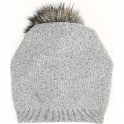 Szara Czapka Snow. Szare czapki zimowe damskie marki other. Za 49,99 zł.