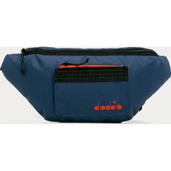 Diadora - Nerka. Niebieskie nerki damskie Diadora, w paski, z poliesteru, duże, bez dodatków. Za 99,90 zł.
