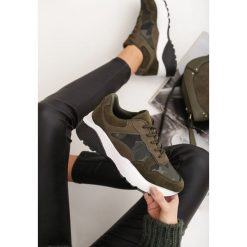 Khaki Buty Sportowe hild. Brązowe buty sportowe damskie Renee, bez wzorów, z nubiku, sportowe. Za 89,99 zł.