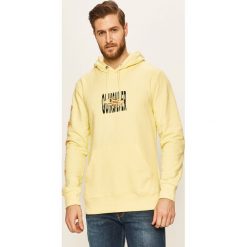Quiksilver - Bluza. Żółte bluzy męskie Quiksilver, s, z nadrukiem, z bawełny, z kapturem, bez rękawów, z kapturem. Za 249,90 zł.