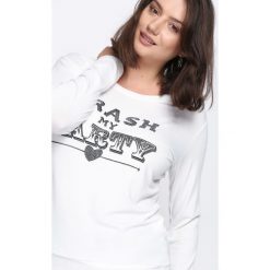 Biała Bluzka House Party. Białe bluzki damskie marki Born2be, xl, z aplikacjami, z okrągłym kołnierzem, z długim rękawem. Za 39,99 zł.