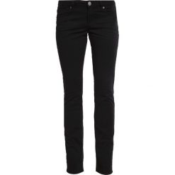 Q/S designed by Jeansy Slim Fit black. Czarne rurki damskie Q/S designed by. Za 199,00 zł.