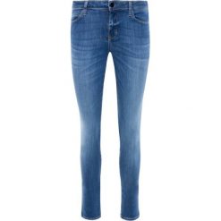 Jeansy Skinny Fit Guess Sexy Curve W93AJ3 D3BP4. Niebieskie jeansy damskie Guess. W wyprzedaży za 269,00 zł.