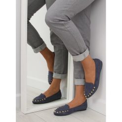 Mokasyny damskie z ćwiekami granatowe 1388 NAVY. Niebieskie mokasyny damskie obuwie damskie, ze skóry. Za 50,49 zł.