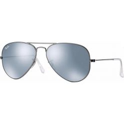 Okulary przeciwsłoneczne "RB3025" w kolorze srebrnym. Szare okulary przeciwsłoneczne męskie marki Balenciaga, Prada, Tom Ford, z tworzywa sztucznego. W wyprzedaży za 489,95 zł.