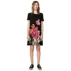 Desigual Kobiety Ubierają Vest Aristo 18Swvk05 2000 (Rozmiar M). Czarne spódniczki damskie marki Desigual, m, bez wzorów. W wyprzedaży za 156,00 zł.