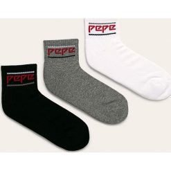 Pepe Jeans - Skarpety (3 pack). Skarpetki męskie Pepe Jeans, z nadrukiem, z elastanu. W wyprzedaży za 44,90 zł.