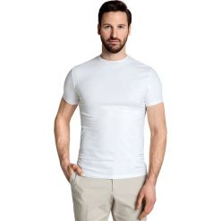 T-shirt ANGELO 15-02R. Białe t-shirty męskie Giacomo Conti, m, bez wzorów, z elastanu, klasyczne, z klasycznym kołnierzykiem. Za 79,00 zł.