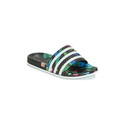 Klapki adidas ADILETTE W. Czarne klapki damskie Adidas, bez wzorów, bez obcasa. Za 179,00 zł.