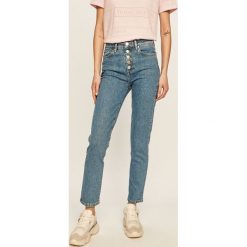 Tommy Hilfiger - Jeansy. Niebieskie jeansy damskie TOMMY HILFIGER, z podwyższonym stanem. W wyprzedaży za 429,90 zł.