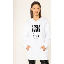 Bluza Liu Jo Sport T69148 F0787. Czarne bluzy sportowe damskie Liu Jo Sport, xxs, bez wzorów, z bawełny, bez rękawów, bez kaptura. W wyprzedaży za 329,00 zł.