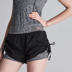 Szorty z legginsami Gym Hard - Czarny. Czarne szorty damskie marki Sinsay, s. Za 49,99 zł.