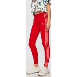 Adidas Originals - Legginsy. Czerwone spodnie damskie adidas Originals, s, bez wzorów, z elastanu. W wyprzedaży za 109,90 zł.