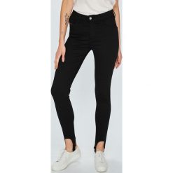 Diesel - Jeansy Slandy-Ski. Czarne jeansy damskie Diesel, s, bez wzorów, z elastanu. W wyprzedaży za 299,90 zł.