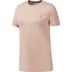 Reebok AC Tee (DH1362). Różowe t-shirty damskie Reebok, na co dzień, bez wzorów, z bawełny, bez kołnierzyka, bez rękawów. Za 69,99 zł.