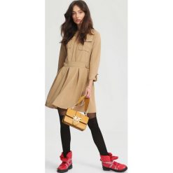 Beżowa Sukienka Beauty Layla. Brązowe sukienki mini other, uniwersalny. Za 89,99 zł.