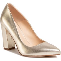 Półbuty SOLO FEMME - 14101-82-I69/000-04-00 Złoty. Żółte półbuty damskie Solo Femme, bez wzorów, ze skóry, eleganckie, bez obcasa, na obcasie, bez zapięcia. Za 349,00 zł.