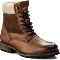Trapery PEPE JEANS - Melting Camu PLS50291 Nut Brown 877. Brązowe buty zimowe damskie Pepe Jeans, z jeansu. W wyprzedaży za 309,00 zł.